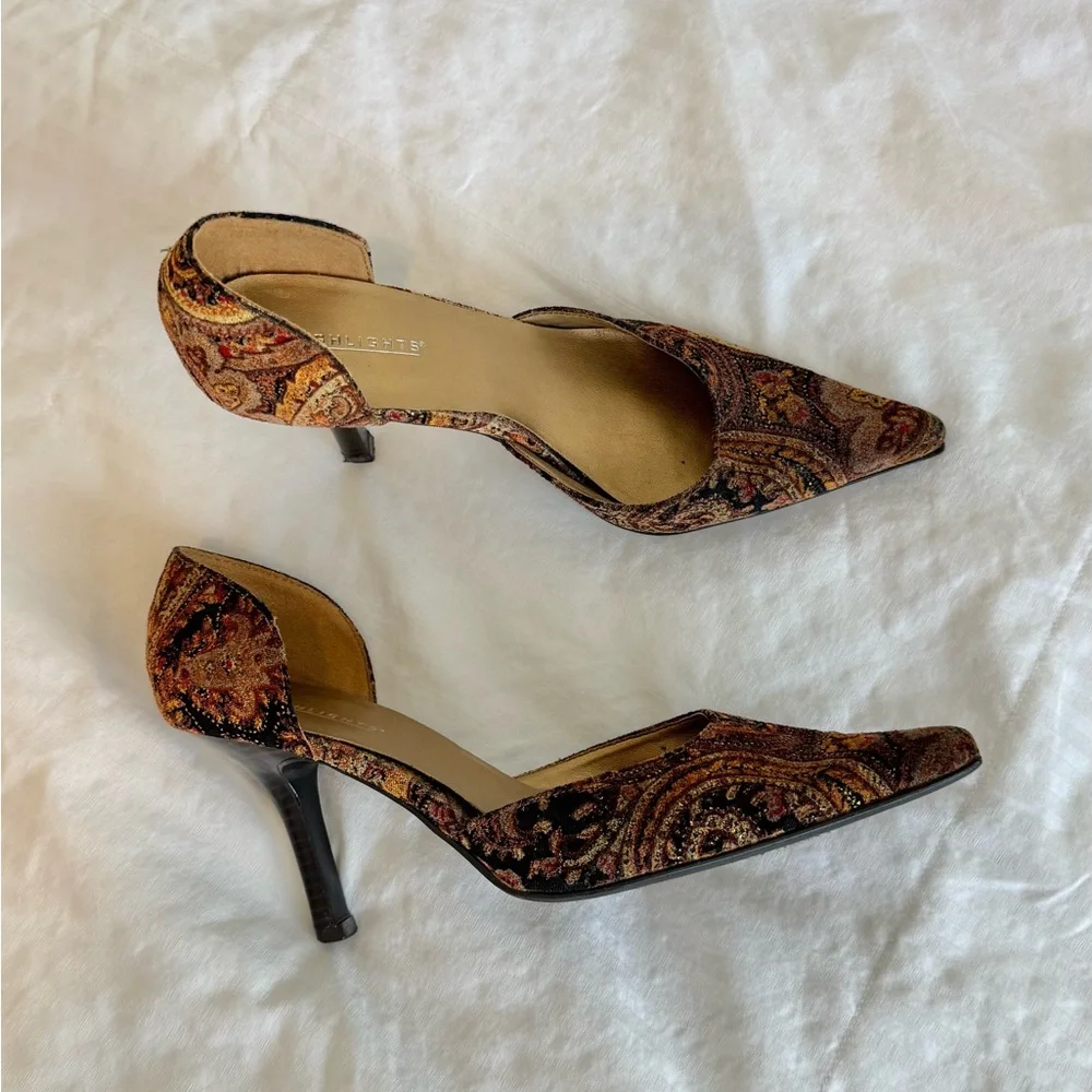 VTG Highlights Velveteen Floral Paisley Heels in Brown Gold and Tan 7.5 - Picture 4 of 6